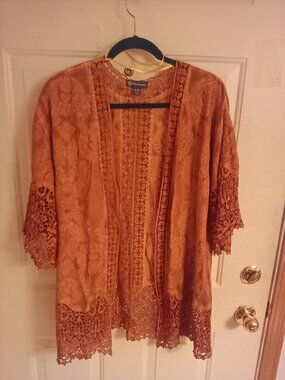 Democracy brand size S/M Orange